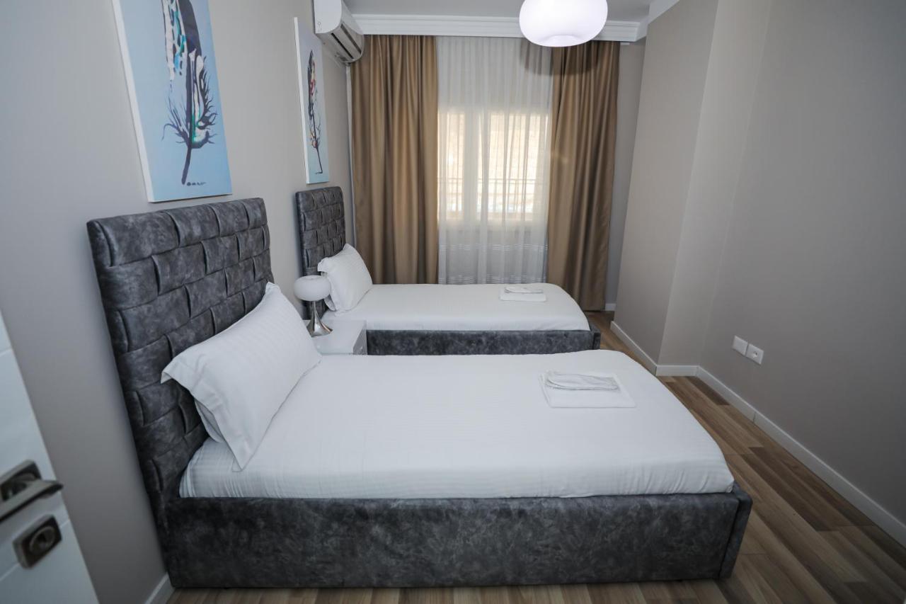 Miku Apartment -Outstanding Apartment At Taiwan Тирана Экстерьер фото