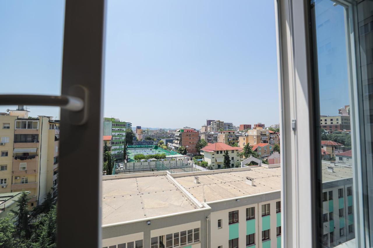 Miku Apartment -Outstanding Apartment At Taiwan Тирана Экстерьер фото