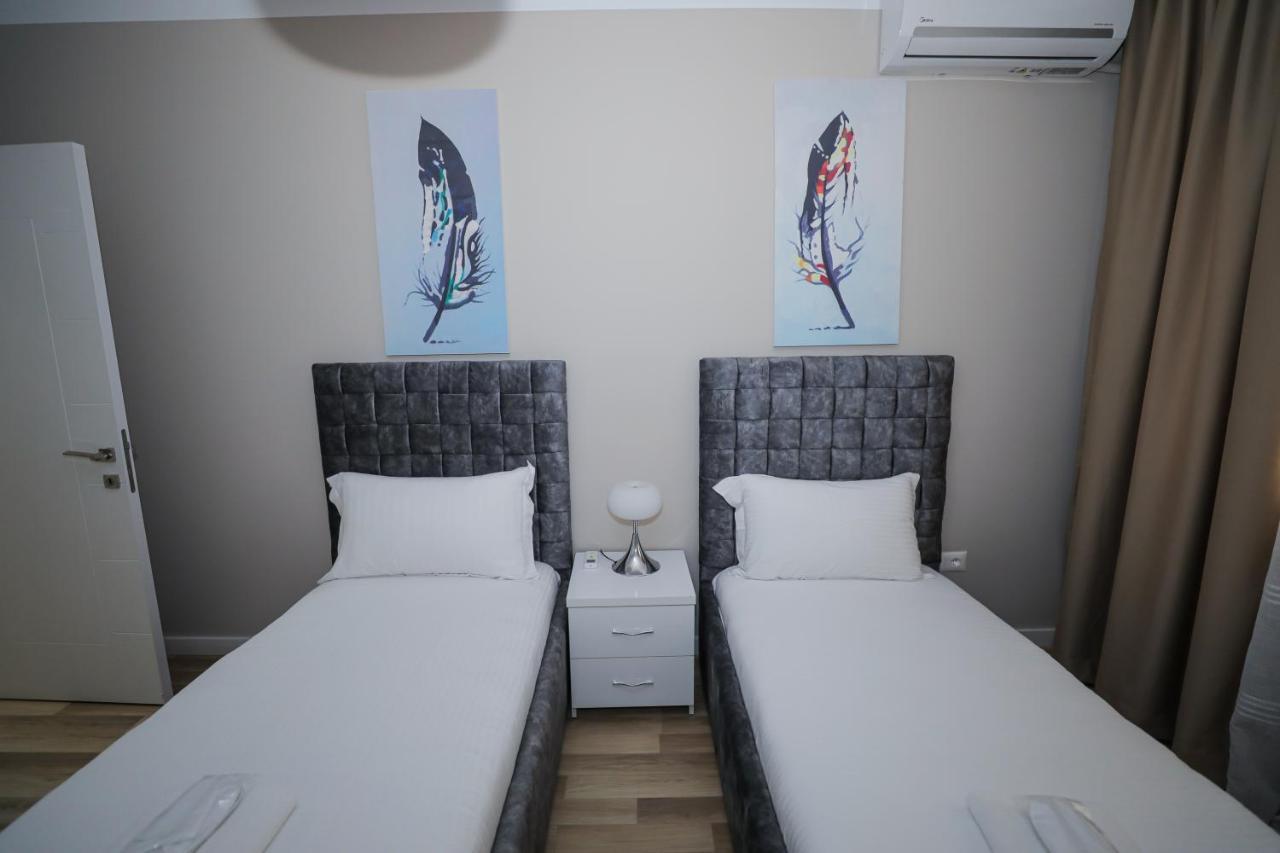 Miku Apartment -Outstanding Apartment At Taiwan Тирана Экстерьер фото