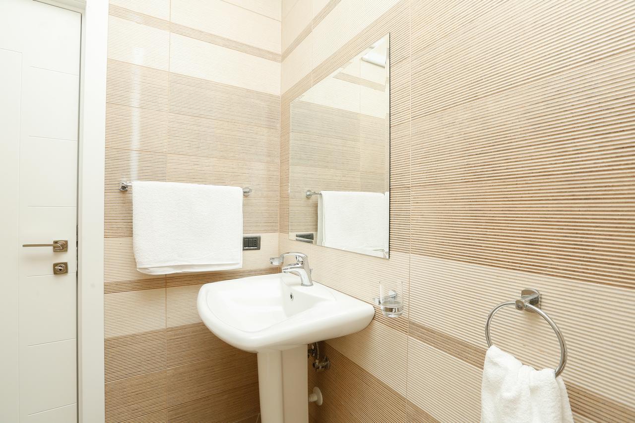 Miku Apartment -Outstanding Apartment At Taiwan Тирана Экстерьер фото